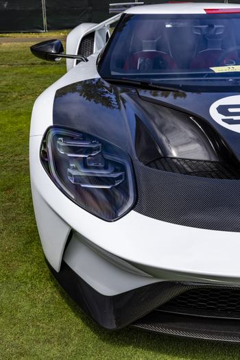 Ford GT White 98 Left Front