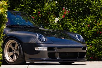 Gunther Werks Porsche 993 Carbon Elements nose