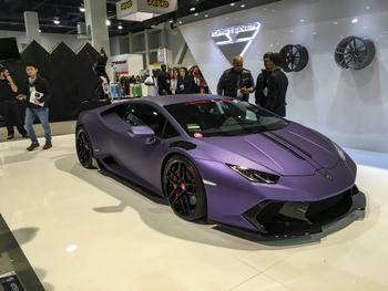 Lamborghini Huracan Metallic Purple