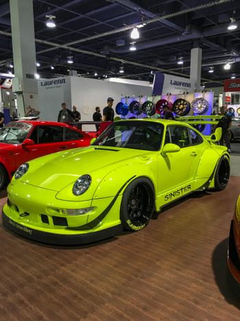 Porsche 911 Green by Sinister