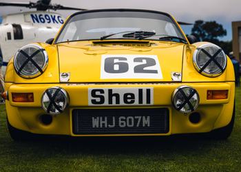 Porsche 911 Yellow #62 Le Mans Front View
